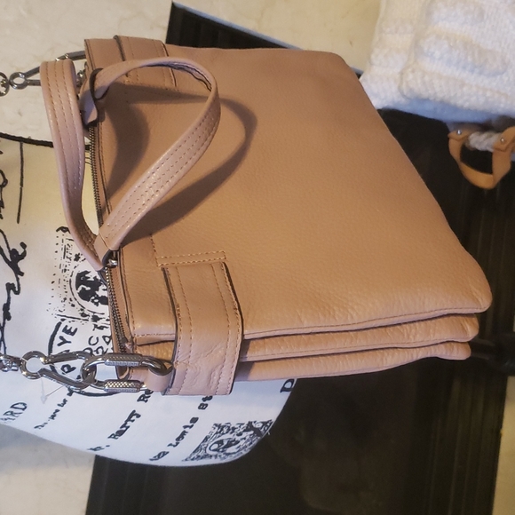 Vince camuto crossbody - Picture 4 of 6